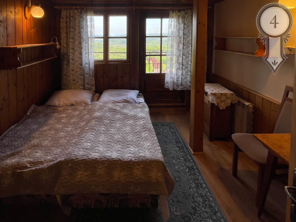 Pokój nr 4, dwuosobowy.